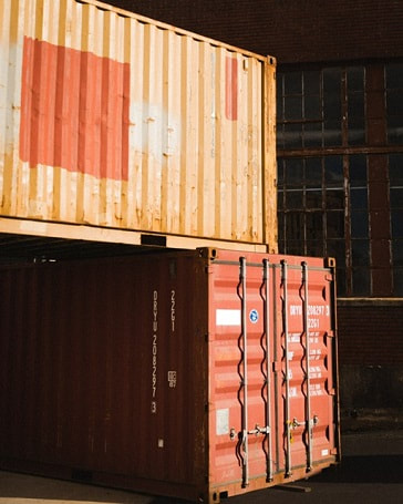 Income generated by transporting containers across South Africa amounted to R764 million during October 2019